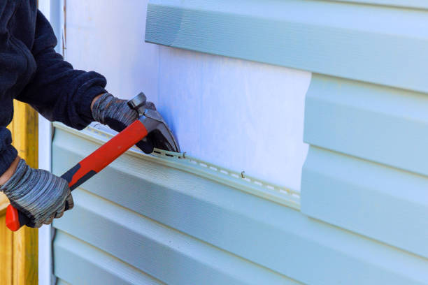 Reliable Siding Repair contractor in Westport, IN by Creative Siding